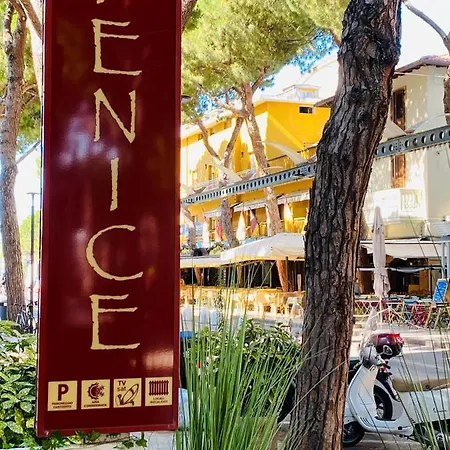 Otel Hla Fenice Cattolica