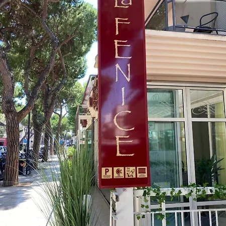 Hla Fenice