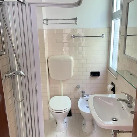 Otel Hla Fenice 3*